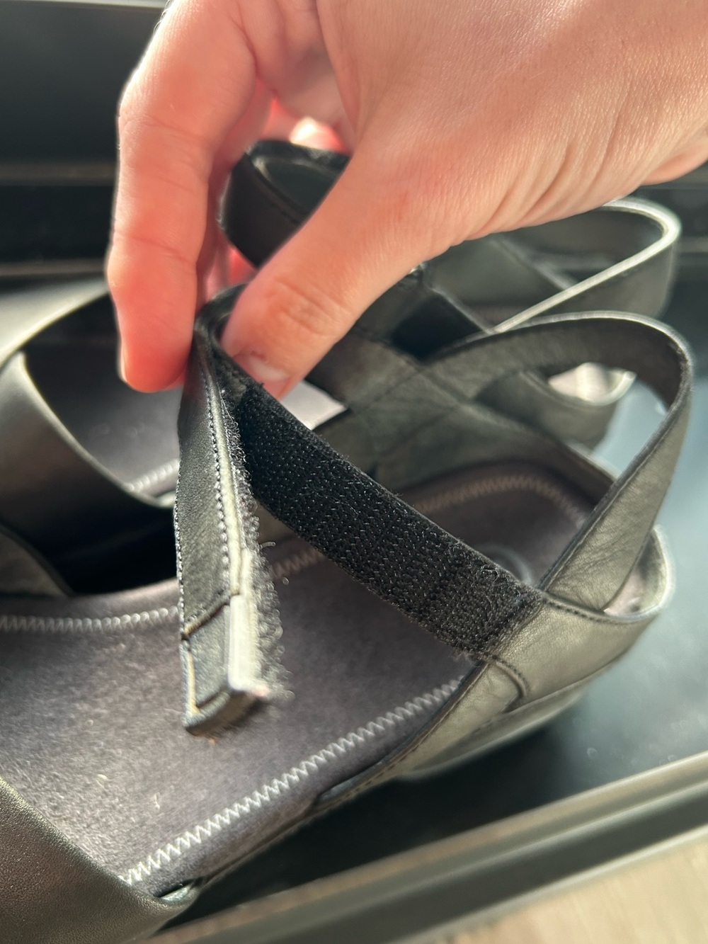 Rockport black leather sandals size 8 - Picture 8 of 9